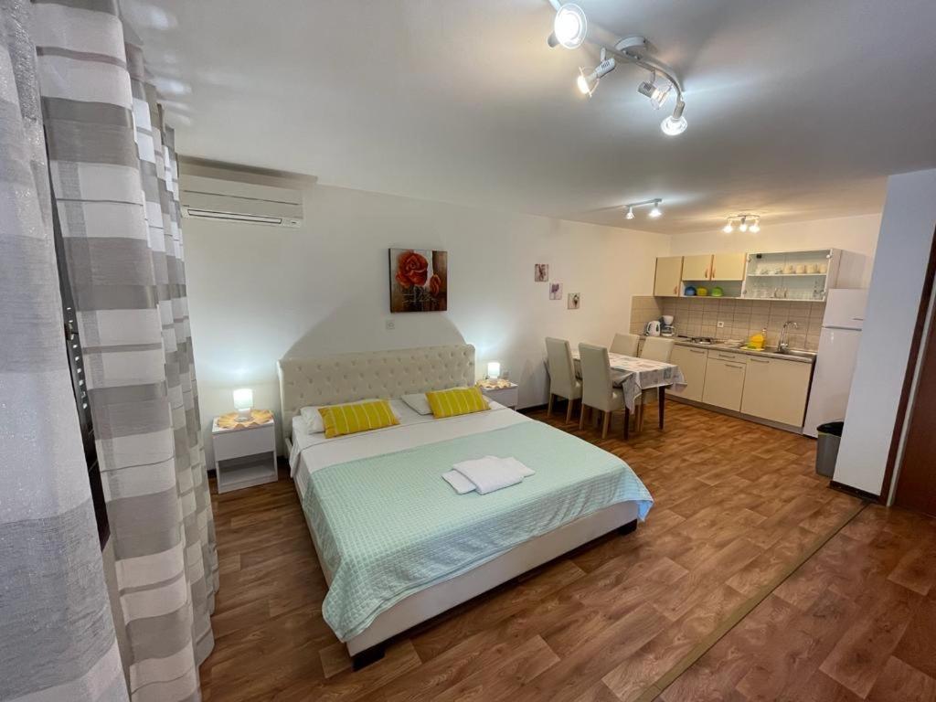 Apartmani Mavrinac Nerezine Værelse billede